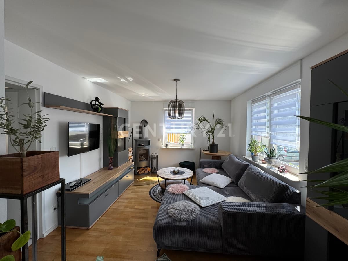 Singlewohnung in Schloßnähe (möbliert)
